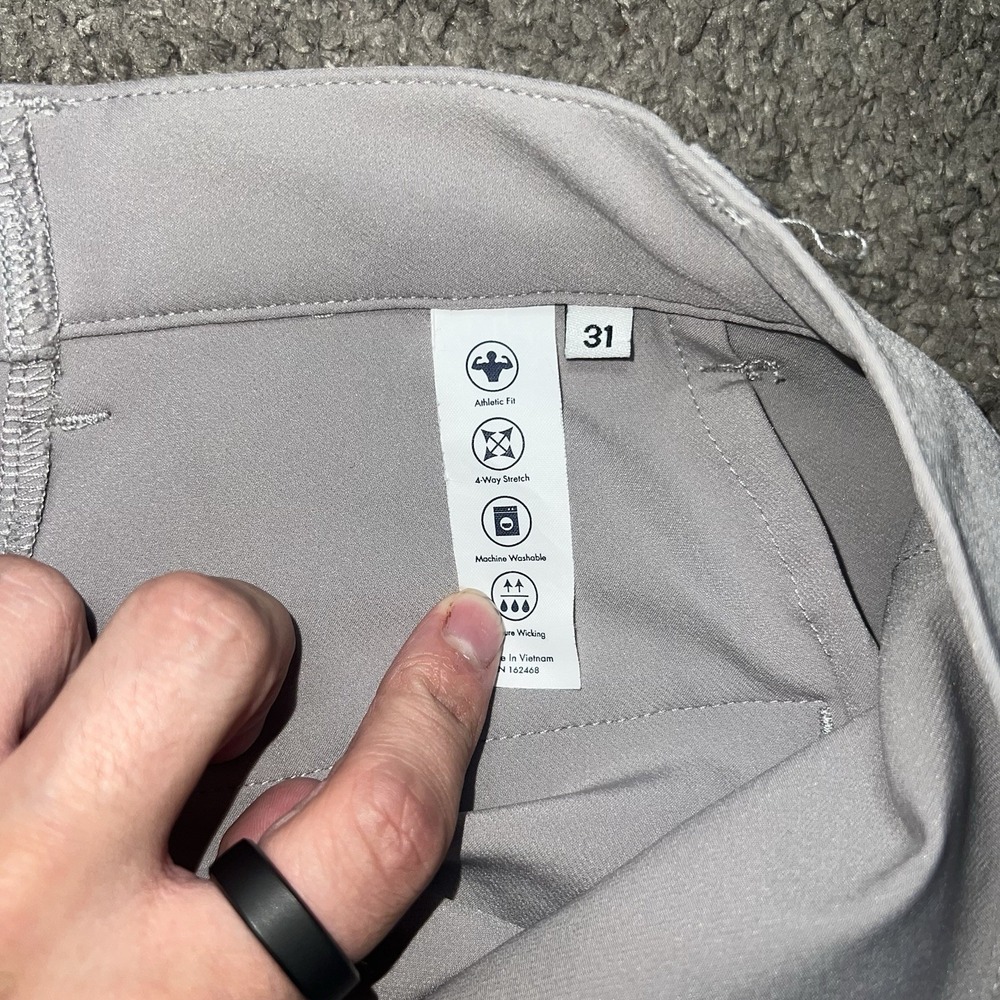 State & Liberty Tech Pants Mens 31x30 Light Grey 4 Way Stretch Nylon Performance - Picture 3 of 7